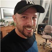 Professeur de photo et photographe passeur. Le cours est portrait